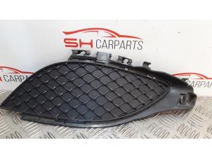 Used Front bumper, right-side component Mercedes A (W176) 1.6 A-180 16V Price € 26,25 Margin scheme offered by SH Carparts