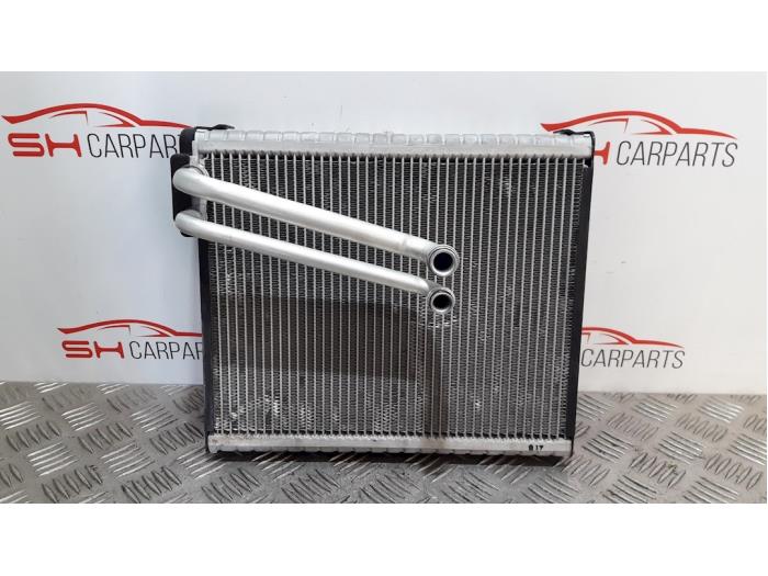 Radiateur clim Mercedes A (W176), 2012 / 2018 1.5 A-180 CDI, A-180d 16V, Berline avec hayon arrière, Diesel, 1.461cc, 80kW (109pk), FWD, OM607951; K9K, 2012-06 / 2018-05, 176.012; 176.212 (Occasion)