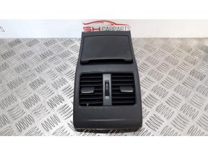 Used Rear ashtray Mercedes A (W176) 2.2 A-200 CDI, A-200d 16V Price € 40,00 Margin scheme offered by SH Carparts