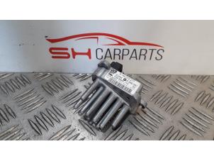 Used Heater resistor Landrover Vogue Price € 14,00 Margin scheme offered by SH Carparts