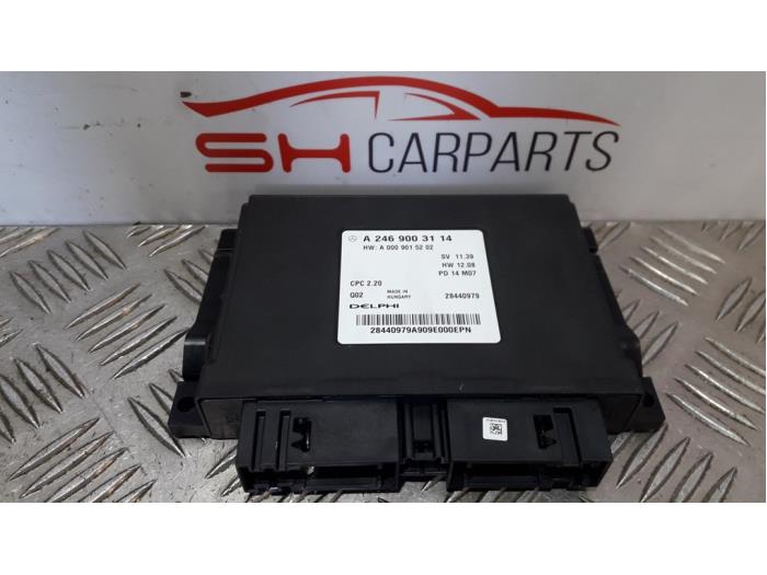 Ordinateur divers Mercedes A (W176), 2012 / 2018 1.5 A-180 CDI, A-180d 16V, Berline avec hayon arrière, Diesel, 1.461cc, 80kW (109pk), FWD, OM607951; K9K, 2012-06 / 2018-05, 176.012; 176.212 (Occasion)
