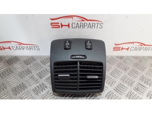 Used Dashboard vent Mercedes CL (215) 5.0 CL-500 V8 24V Price € 35,00 Margin scheme offered by SH Carparts