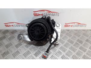 Used Fuel filter housing Mercedes A (177.0) 1.5 A-180d Price € 50,00 Margin scheme offered by SH Carparts