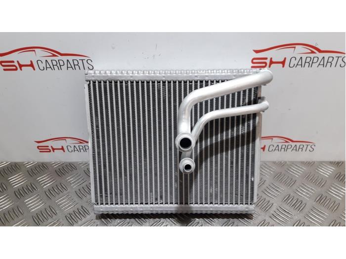 Begagnade AC-radiator Mercedes A (177.0) 1.5 A-180d Pris € 35,00 Marginaltabell erbjuds av SH Carparts