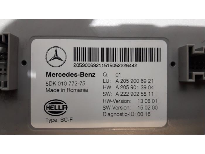 Comfort Module from a Mercedes-Benz C (W205) C-200 1.6 CDI BlueTEC, C-200 d 16V 2015