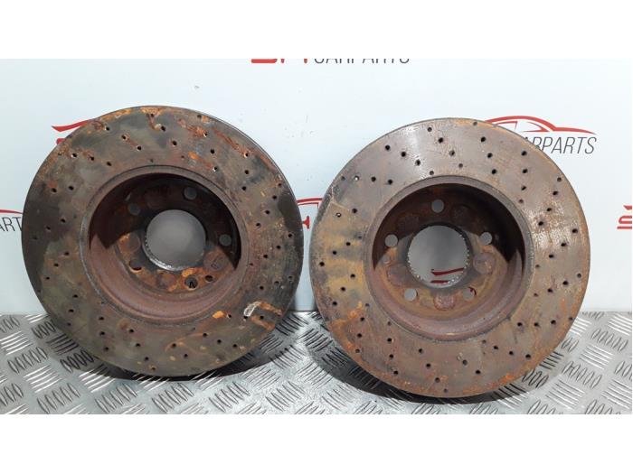 Brake set complete front Mercedes GLA 1.6 200 16V - A006D094