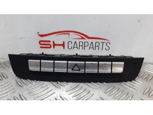 Used Panic lighting switch Mercedes CLA (117.3) 1.6 CLA-180 16V Price € 35,00 Margin scheme offered by SH Carparts