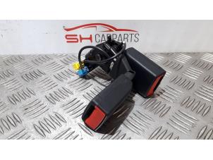 Used Rear seatbelt buckle, right Mercedes CLA (117.3) 1.6 CLA-180 16V Price € 15,00 Margin scheme offered by SH Carparts