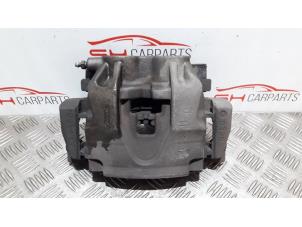 Used Front brake calliper, left Mercedes GLE (W166) 250d 2.0 Price on request offered by SH Carparts