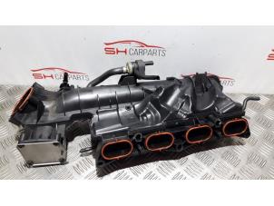 Used Intake manifold Mercedes C (W204) 1.6 C-180 16V BlueEfficiency Price € 75,00 Margin scheme offered by SH Carparts