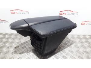 Used Armrest Mercedes ML III (166) 3.0 ML-350 BlueTEC V6 24V 4-Matic Price on request offered by SH Carparts