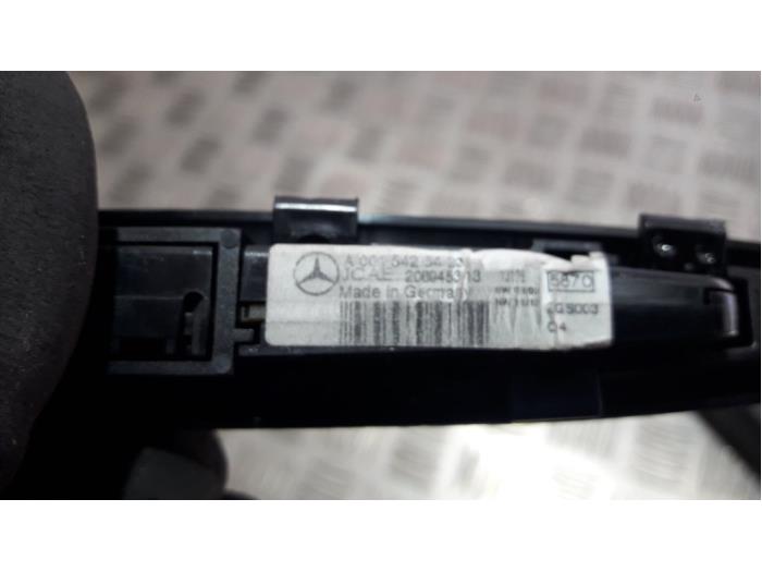 PDC panel from a Mercedes-Benz CLA (117.3) 1.6 CLA-180 16V 2013