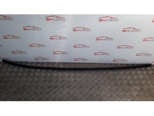 Used Roof strip, right Mercedes A (177.0) 1.5 A-180d Price € 100,00 Margin scheme offered by SH Carparts