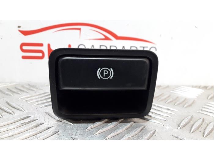 Used Parking brake switch Mercedes B (W246/W242) 1.5 B-180 CDI,d 16V Price € 10,00 Margin scheme offered by SH Carparts