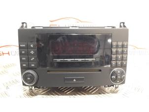 Gebrauchte Radio CD Spieler Mercedes B (W245,242) 2.0 B-180 CDI 16V Preis € 50,00 Margenregelung angeboten von SH Carparts