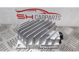 Used Radio amplifier Mercedes CLA (118.3) 1.3 CLA-180 Turbo 16V Price € 40,00 Margin scheme offered by SH Carparts