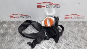 Used Front seatbelt, left Mercedes A (177.0) 1.5 A-180d Price € 130,00 Margin scheme offered by SH Carparts