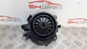 Used Fuel filter housing Mercedes E (W213) E-220d 2.0 Turbo 16V Price € 80,00 Margin scheme offered by SH Carparts