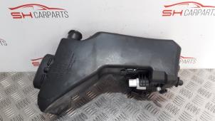 Used Front windscreen washer jet Mercedes E (W213) E-220d 2.0 Turbo 16V Price € 40,00 Margin scheme offered by SH Carparts