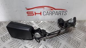 Used Rear seatbelt buckle, right Mercedes C (C205) C-220d 2.2 16V BlueTEC Price € 30,00 Margin scheme offered by SH Carparts