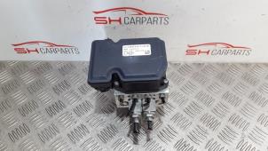 Used ABS pump Mercedes ML III (166) 3.0 ML-350 BlueTEC V6 24V 4-Matic Price € 240,00 Margin scheme offered by SH Carparts