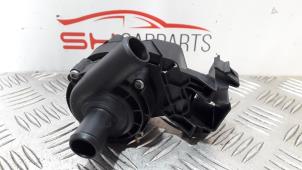 Used Additional water pump Mercedes A (177.0) 1.5 A-180d Price € 30,00 Margin scheme offered by SH Carparts
