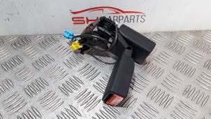 Used Rear seatbelt buckle, right Mercedes CLA (117.3) 2.2 CLA-220 CDI, d 16V Price € 15,00 Margin scheme offered by SH Carparts
