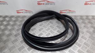 Used Front door seal 4-door, right Mercedes B (W246,242) 1.5 B-180 CDI 16V Price € 20,00 Margin scheme offered by SH Carparts