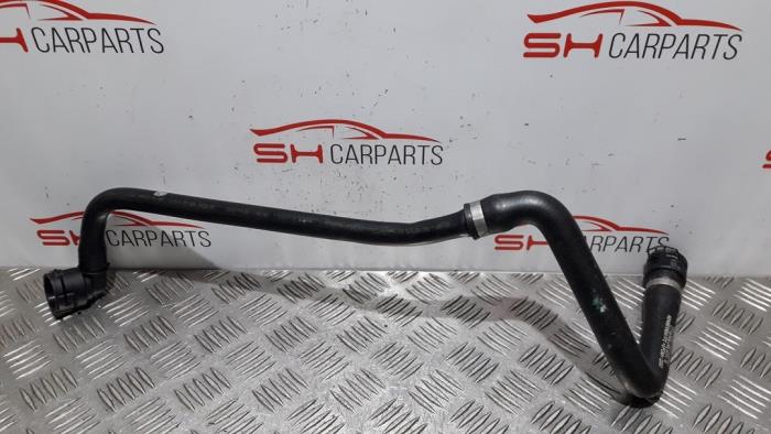 Usagé Conduit (divers) Mercedes 280SL-500SLC Prix € 50,00 Règlement à la marge proposé par SH Carparts