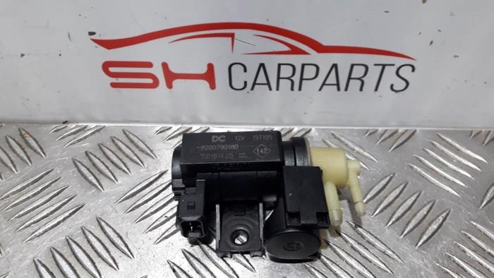 Usagé Clapet de surpression Turbo Mercedes A (W176) 1.5 A-180 CDI, A-180d 16V Prix € 20,00 Règlement à la marge proposé par SH Carparts