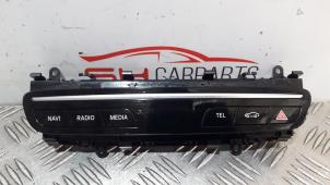 Używane Panel obslugi nawigacji Mercedes C (W205) C-220d 2.0 Turbo 16V Cena € 85,00 Procedura marży oferowane przez SH Carparts