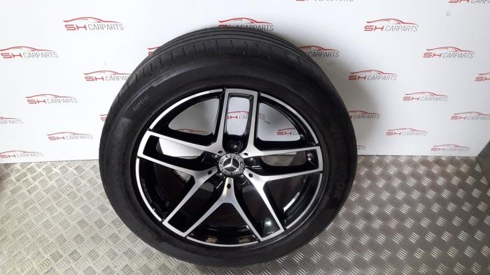 Wheel + tyre from a Mercedes-Benz GLC Coupe (C253) 2.0 250 16V 4-Matic 2019
