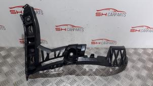 Used Rear bumper bracket, left Mercedes A (177.0) 1.3 A-180 Turbo 16V Price € 30,00 Margin scheme offered by SH Carparts