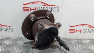 Used Rear hub Mercedes A (177.0) 1.3 A-200 Turbo 16V Price € 100,00 Margin scheme offered by SH Carparts
