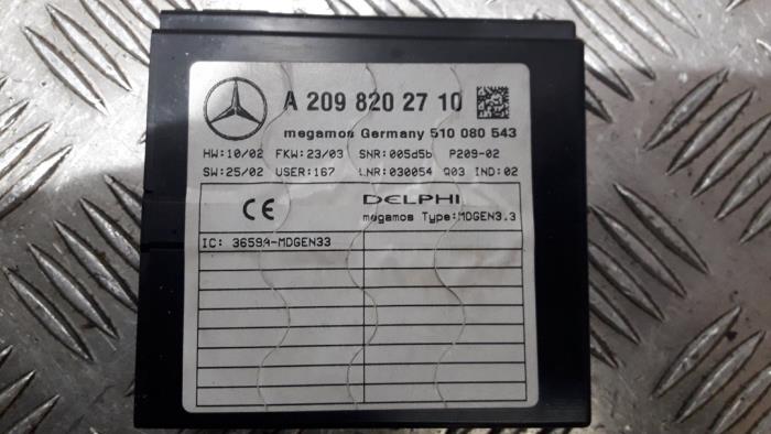 Sensor (other) from a Mercedes-Benz CLK (R209) 3.2 320 V6 18V 2003