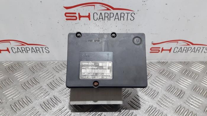 Usagé Pompe ABS Mercedes CLK (R209) 3.2 320 V6 18V Prix € 120,00 Règlement à la marge proposé par SH Carparts