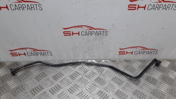 Usados Conductos (varios) Mercedes B (W246/W242) 1.5 B-180 CDI,d 16V Precio € 25,00 Norma de margen ofrecido por SH Carparts