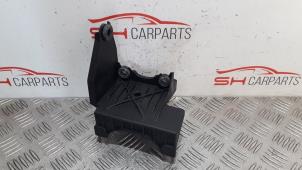 Used Support (miscellaneous) Mercedes A (W176) 2.2 A-220 CDI 16V Price € 35,00 Margin scheme offered by SH Carparts