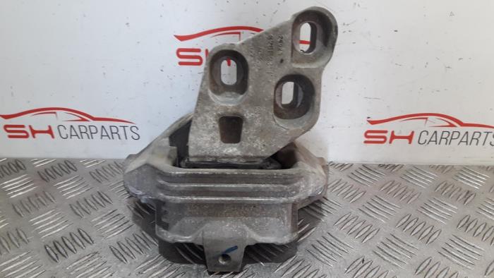 Gearbox mounts with gearbox code 711632 stock | ProxyParts.com