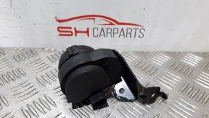 Used Additional water pump Mercedes C (W205) C-220d 2.0 Turbo 16V Price € 20,00 Margin scheme offered by SH Carparts