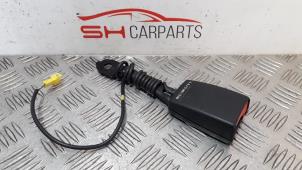 Used Front seatbelt buckle, right Mercedes E (W212) E-200 CDI 16V BlueEfficiency,BlueTEC Price € 20,00 Margin scheme offered by SH Carparts