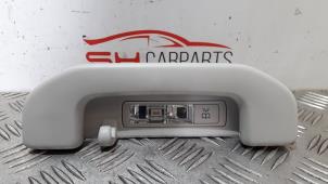 Used Handle Mercedes GLC (X253) 2.0 300 16V EQ Boost 4-Matic Price € 20,00 Margin scheme offered by SH Carparts