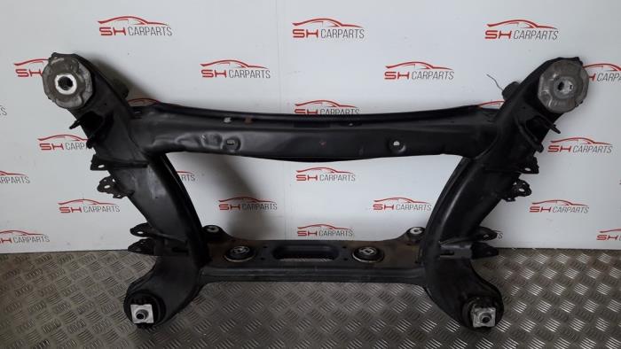 Used Subframe Mercedes C (W205) C-200 1.6 CDI BlueTEC, C-200 d 16V Price € 300,00 Margin scheme offered by SH Carparts