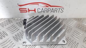 Used Radio amplifier Mercedes A (177.0) 1.5 A-180d Price € 40,00 Margin scheme offered by SH Carparts