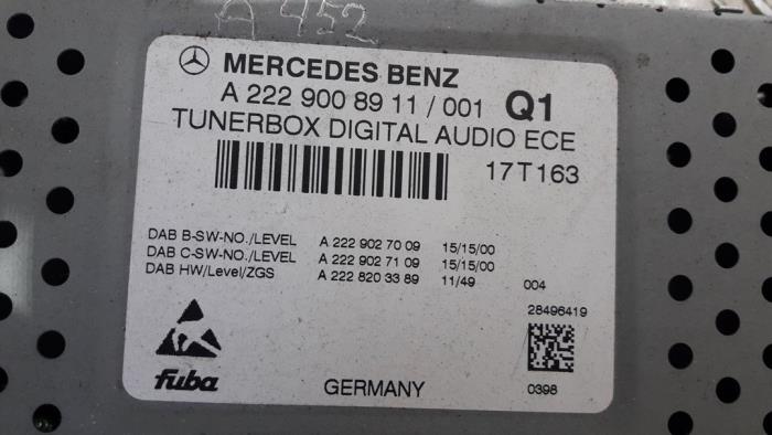Radio module from a Mercedes-Benz C (W205) C-200 2.0 CGI 16V 2017