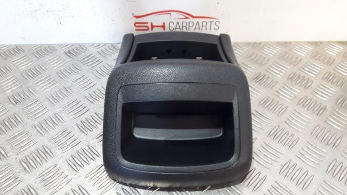 Begagnade Askkopp, bak Mercedes C (W205) C-200 2.0 CGI 16V Pris € 35,00 Marginaltabell erbjuds av SH Carparts