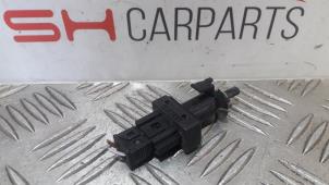 Used Brake light switch Mercedes A (W176) 1.6 A-200 16V Price € 5,00 Margin scheme offered by SH Carparts