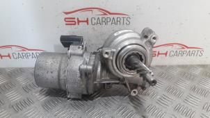 Used Power steering pump Mercedes A Limousine (177.1) 2.0 A-35 AMG Turbo 16V 4Matic Price on request offered by SH Carparts