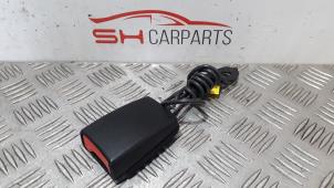 Used Front seatbelt buckle, right Mercedes C (W205) C-220d 2.0 Turbo 16V Price € 20,00 Margin scheme offered by SH Carparts