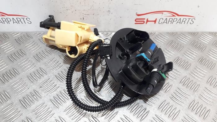 Begagnade Boosterpump Mercedes E (C238) E-220d 2.0 Turbo 16V Pris € 17,50 Marginaltabell erbjuds av SH Carparts